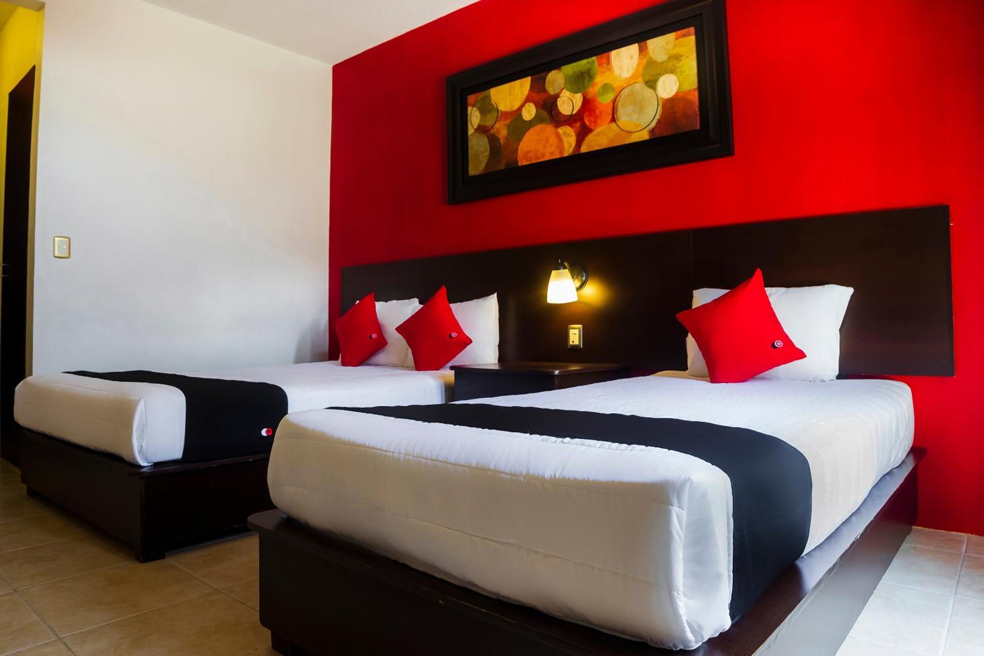 Capital O Del Valle, Hotel