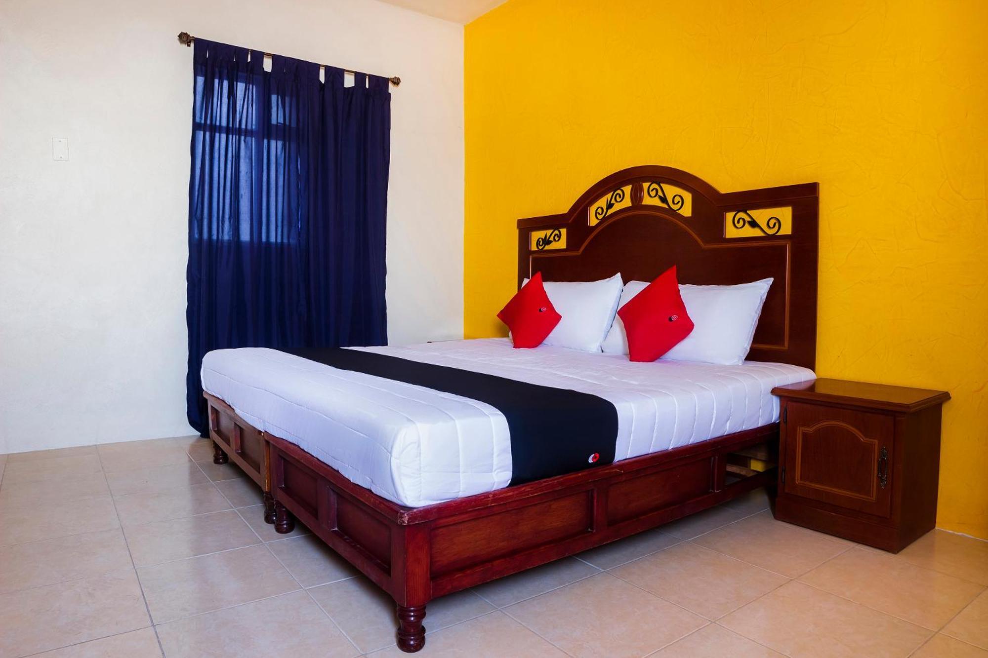 Capital O Del Valle, Hotel